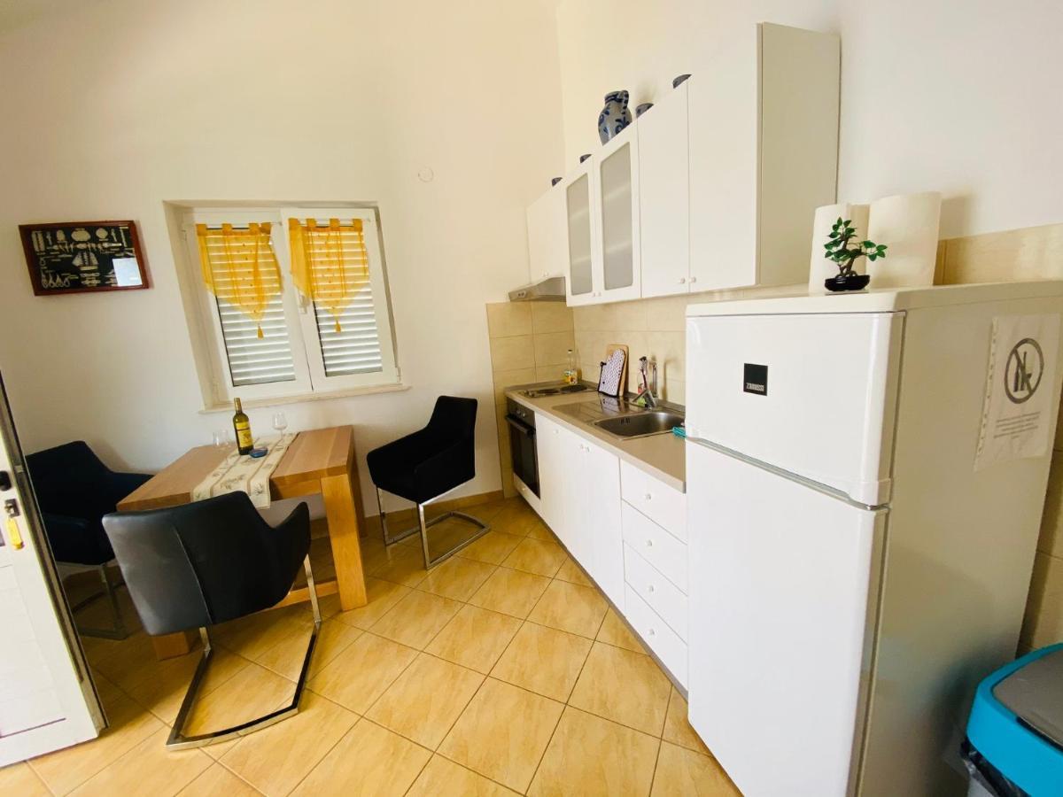Apartmani-Joe Podglavica Bagian luar foto