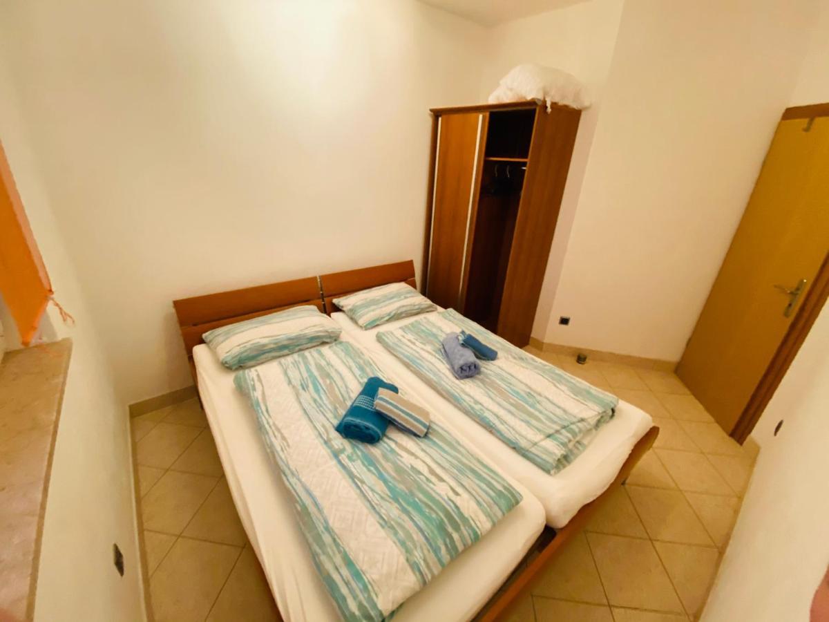 Apartmani-Joe Podglavica Bagian luar foto