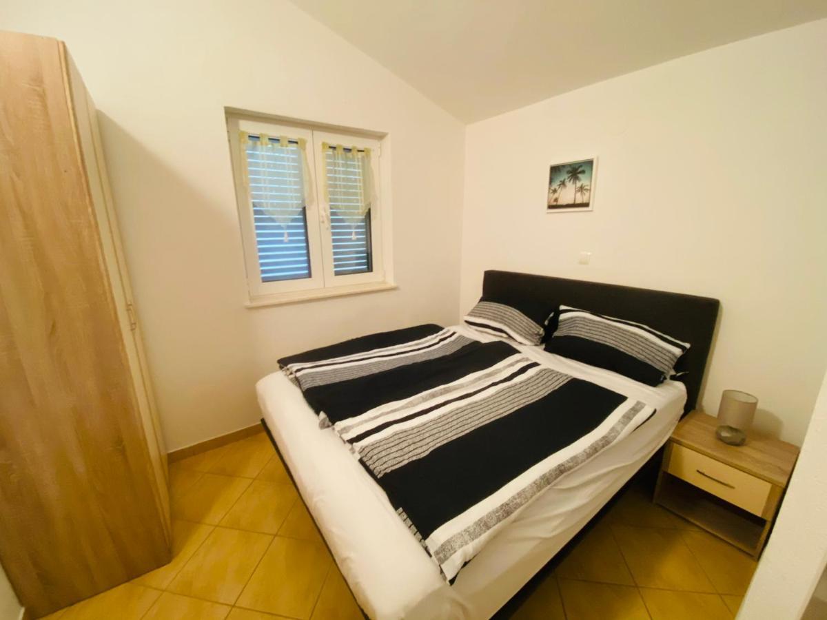 Apartmani-Joe Podglavica Bagian luar foto