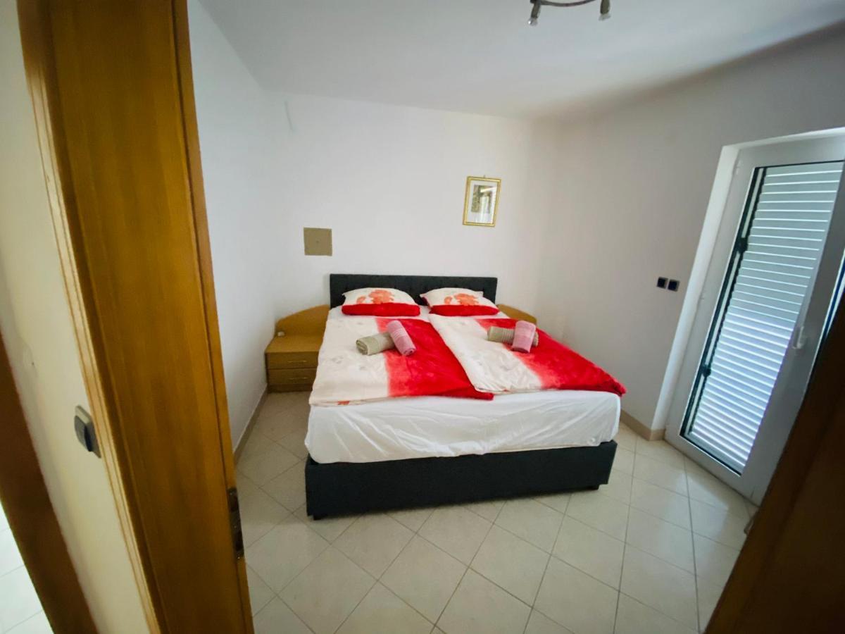 Apartmani-Joe Podglavica Bagian luar foto